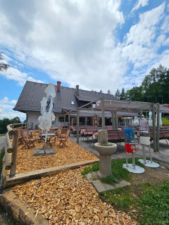 Hotel Ruska Koca Hočko Pohorje Exterior foto